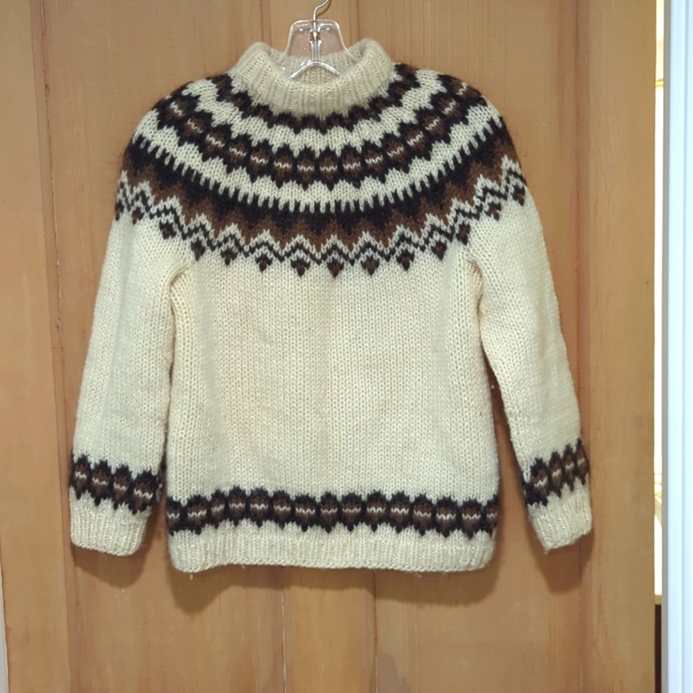 Vintage Hilda Ltd Icelandic Wool Hand Knit women's Fair Isle Nordic Sweater